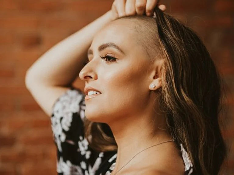 Why Opting for a Wig During Chemotherapy Could Be Beneficial